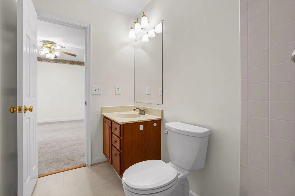10637 ALISON DRIVE Burke, VA 22015