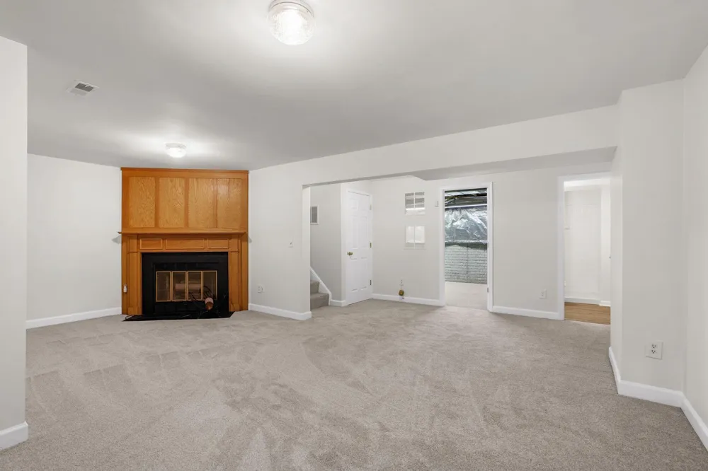 10637 ALISON DRIVE Burke, VA 22015