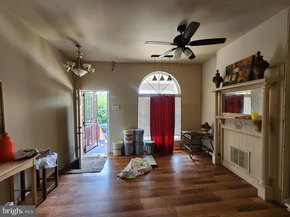 2660 PRESBURY STREET Baltimore, MD 21216