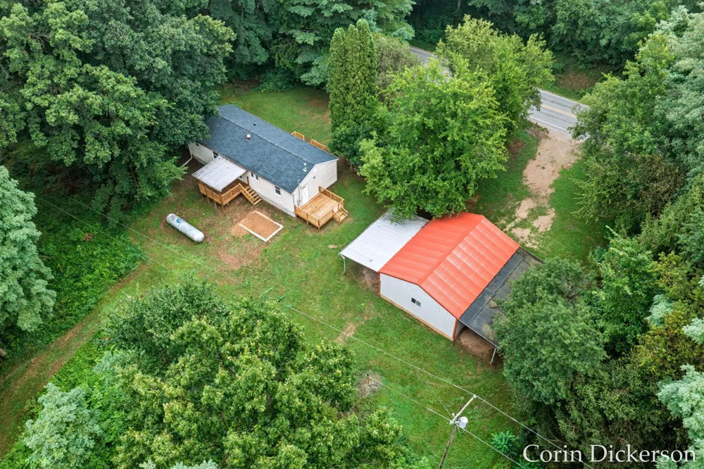 13790 Hutchinson Road Dowling, MI 49050