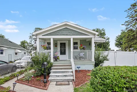 83 Gibbs Street