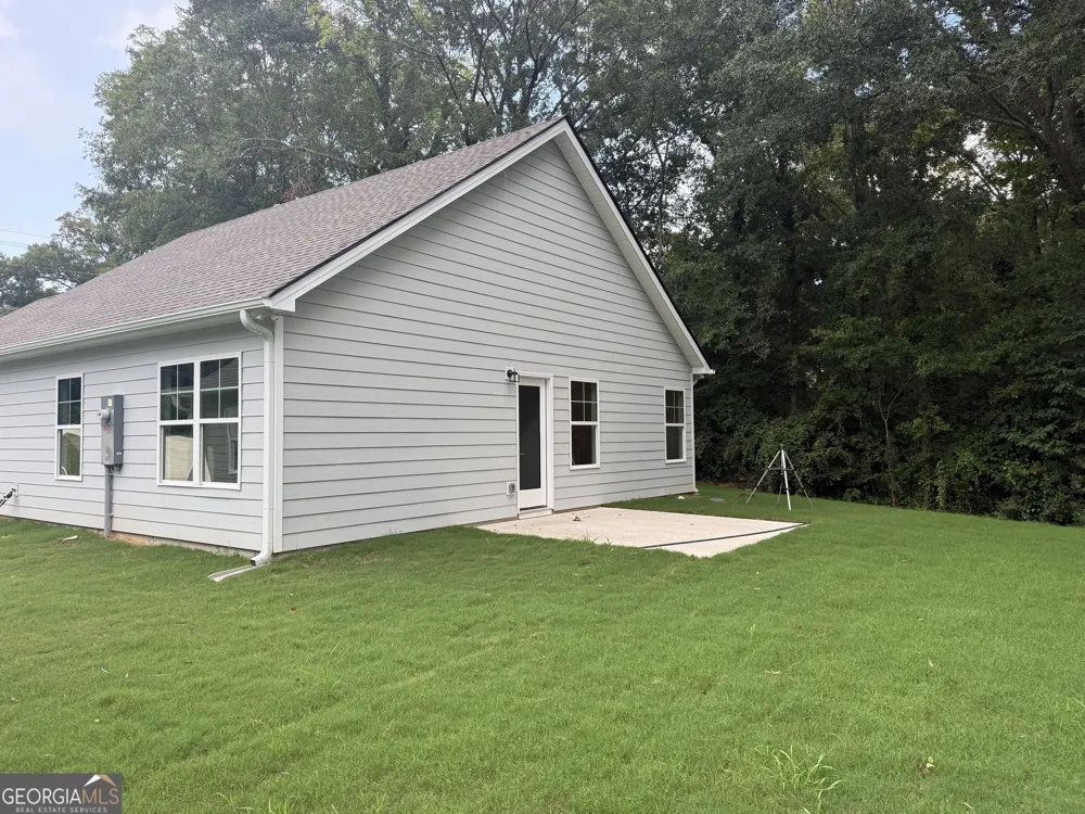 1110 7th ST West Point, GA 31833