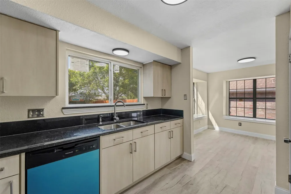 1307 Reesling Drive Mesquite, TX 75150