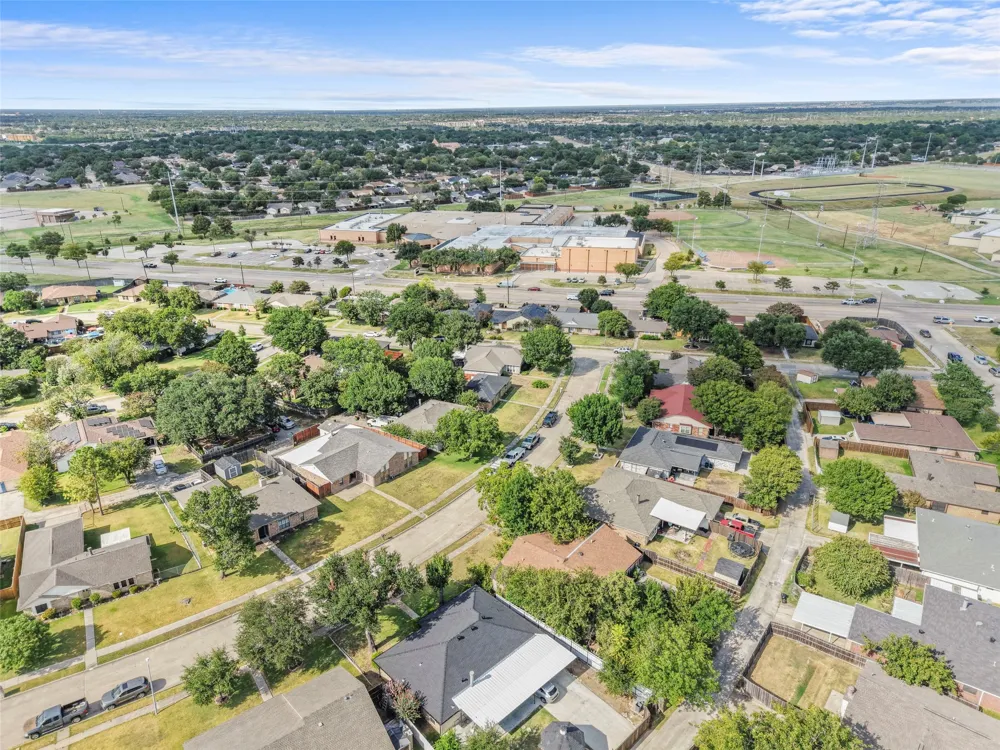 1307 Reesling Drive Mesquite, TX 75150