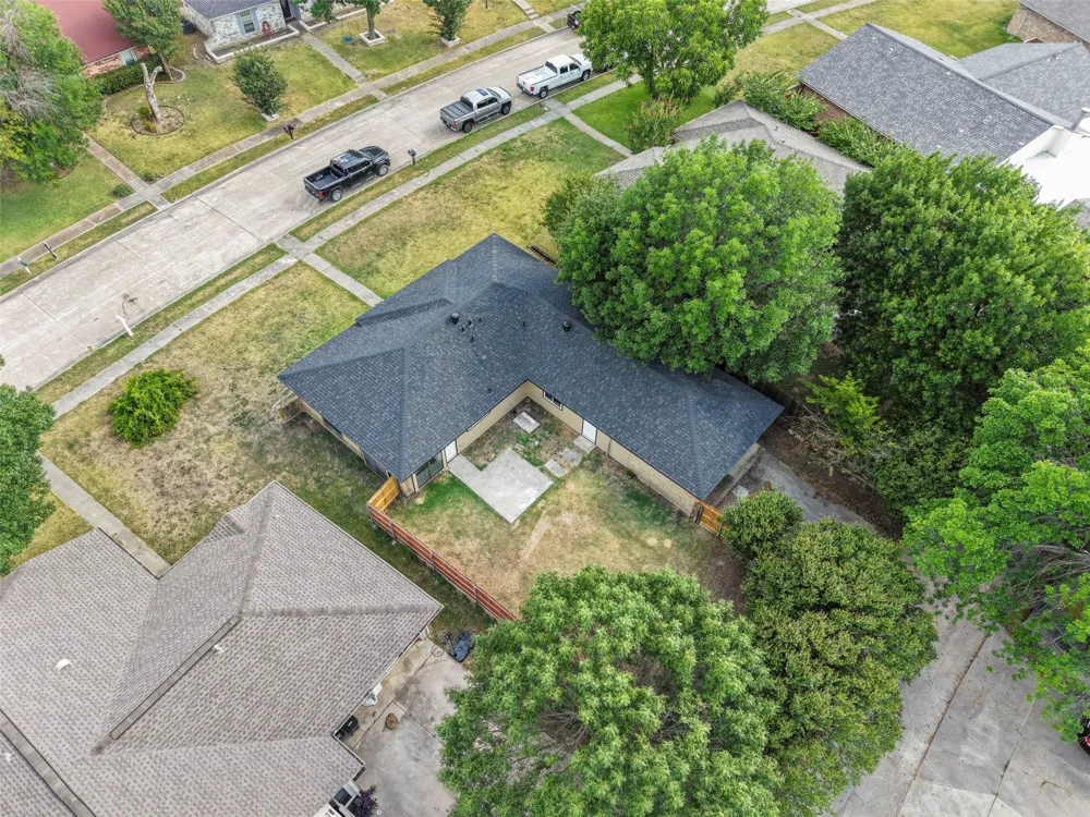 1307 Reesling Drive Mesquite, TX 75150