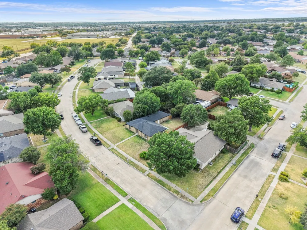 1307 Reesling Drive Mesquite, TX 75150