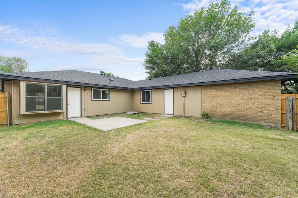 1307 Reesling Drive Mesquite, TX 75150