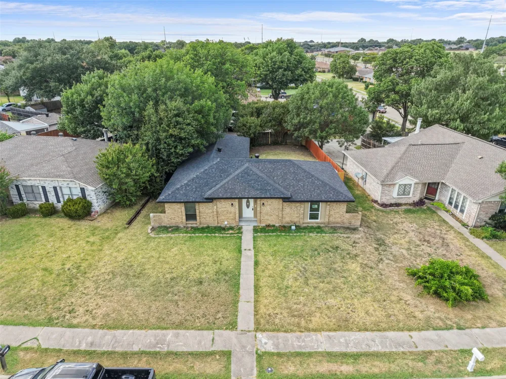 1307 Reesling Drive Mesquite, TX 75150