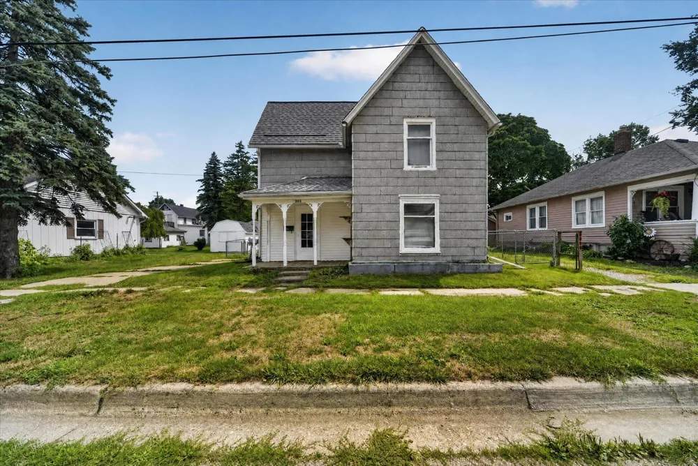203 Brown Street Durand, MI 48429