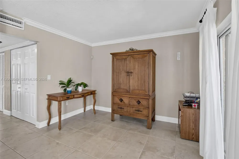 10725 NW 30th Pl #4 Sunrise, FL 33322