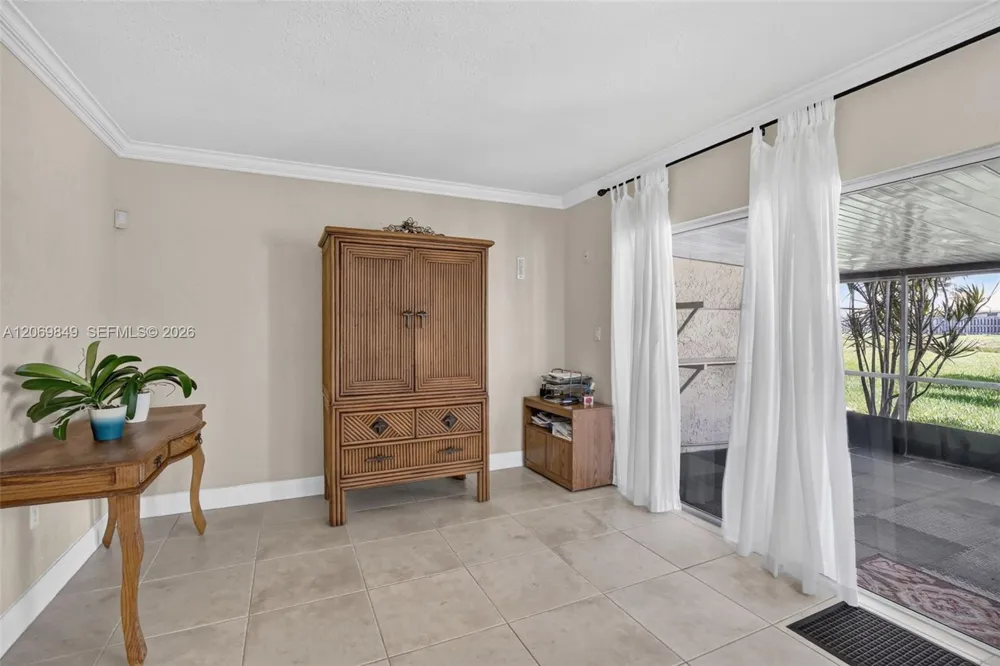 10725 NW 30th Pl #4 Sunrise, FL 33322