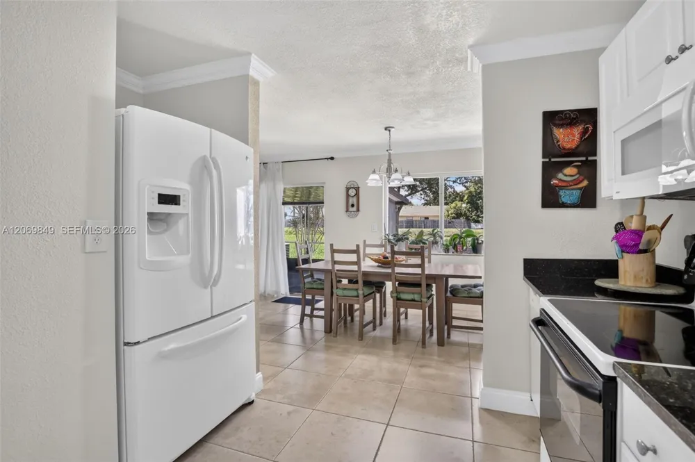 10725 NW 30th Pl #4 Sunrise, FL 33322