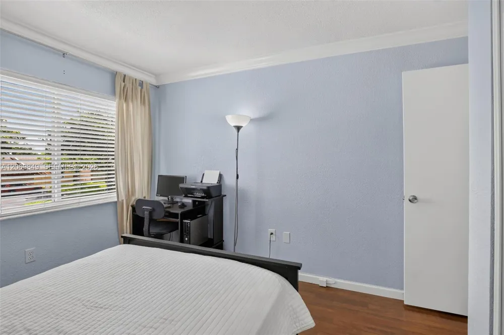 10725 NW 30th Pl #4 Sunrise, FL 33322