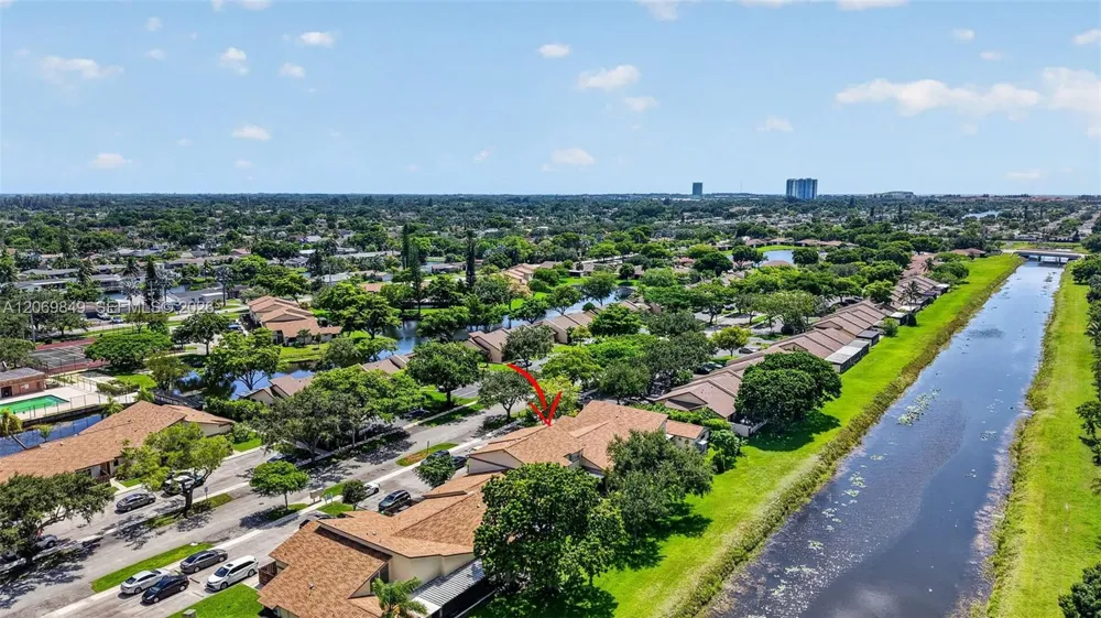 10725 NW 30th Pl #4 Sunrise, FL 33322