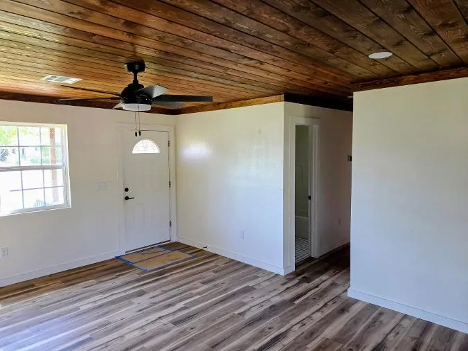 817 4th Street Okemah, OK 74859