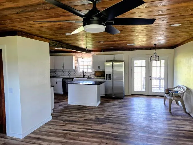 817 4th Street Okemah, OK 74859