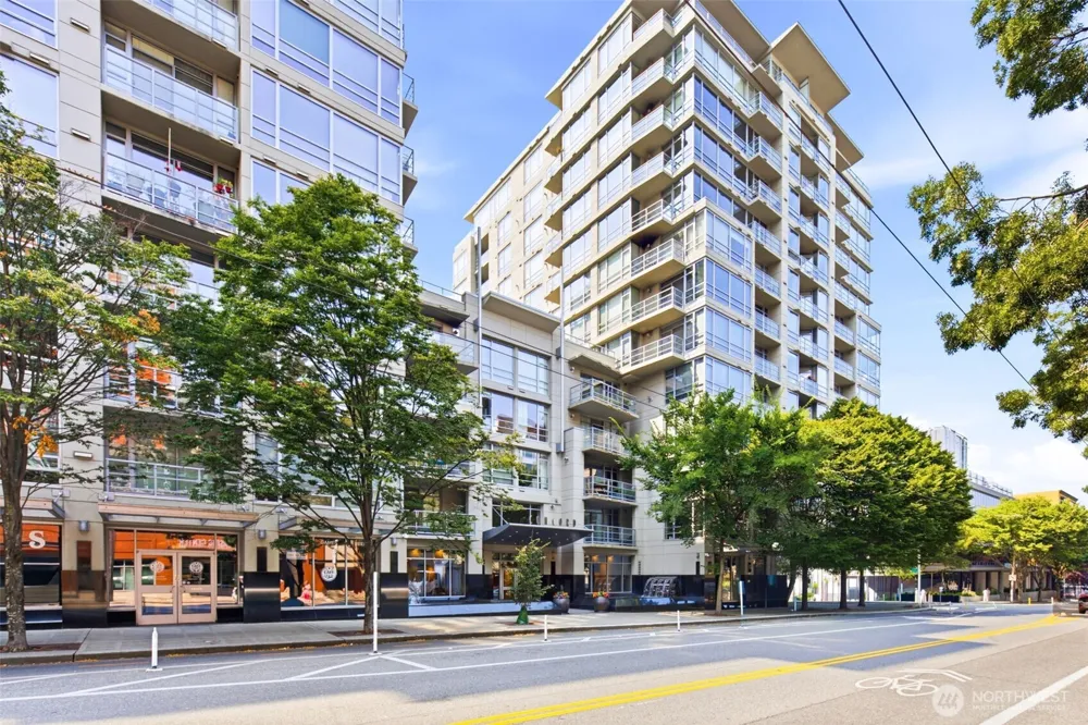 2929 1st Ave #418 Seattle, WA 98121