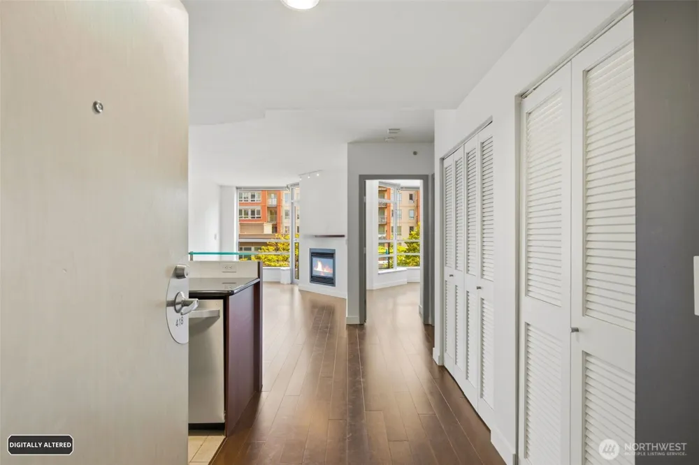 2929 1st Ave #418 Seattle, WA 98121