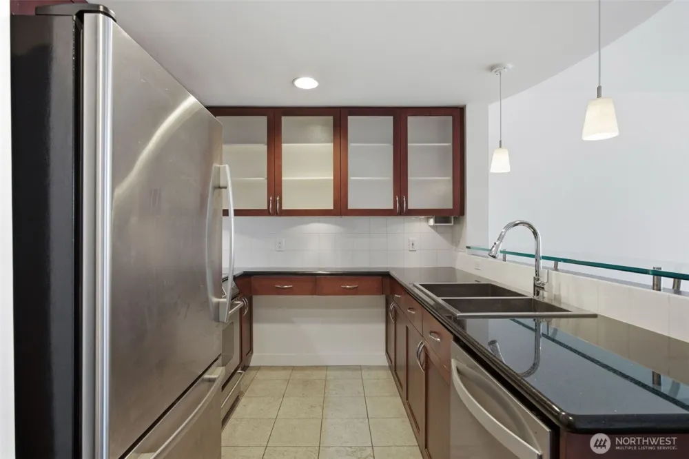 2929 1st Ave #418 Seattle, WA 98121