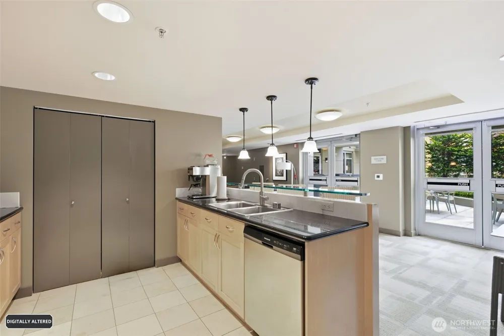 2929 1st Ave #418 Seattle, WA 98121