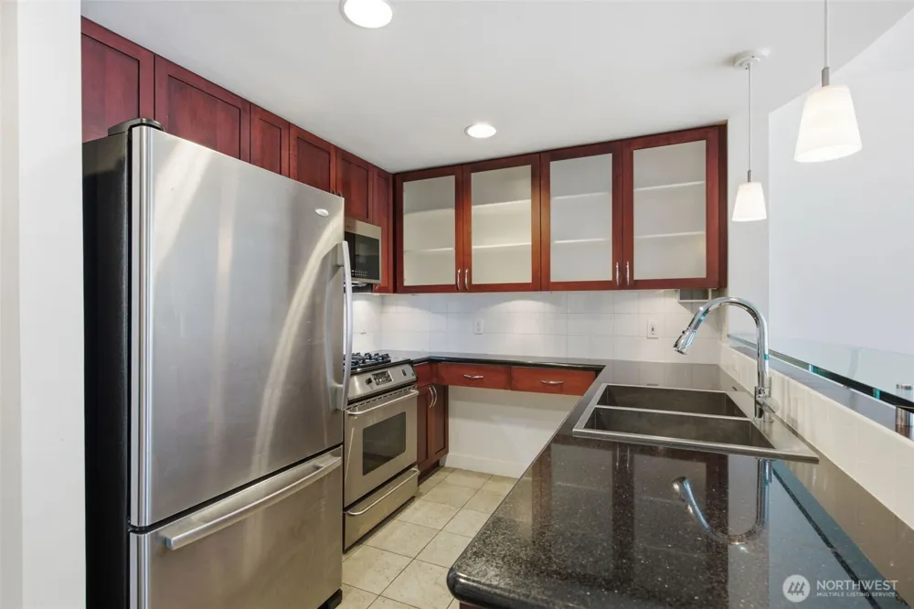 2929 1st Ave #418 Seattle, WA 98121