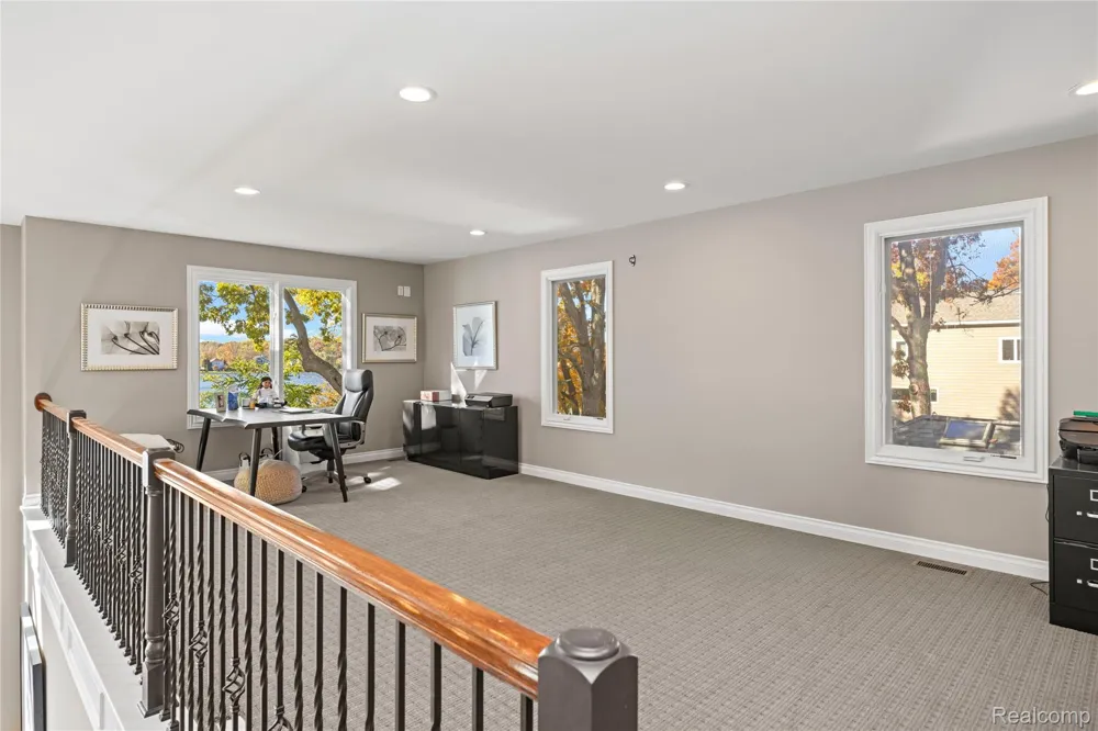 3962 Highcrest Drive Genoa Township, MI 48116