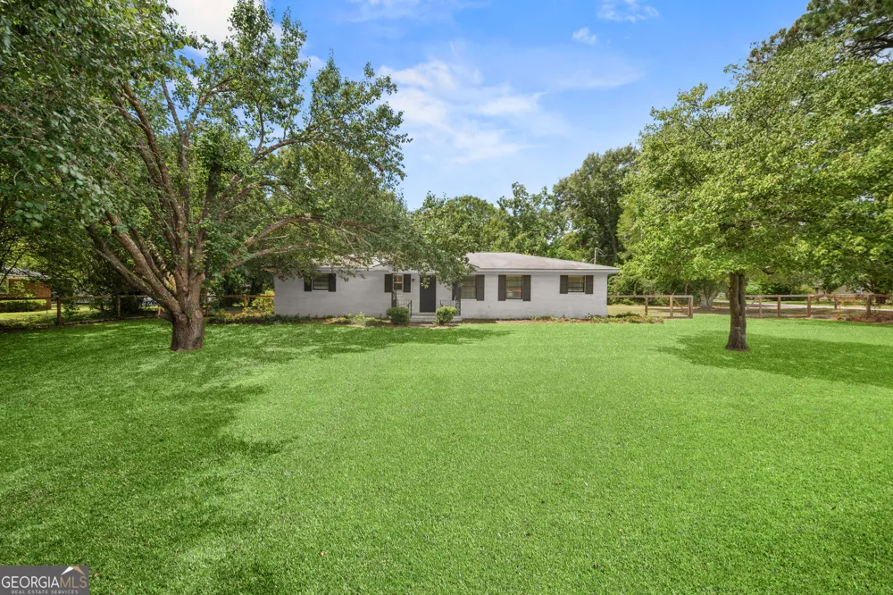 100 Pineview RD Statesboro, GA 30461
