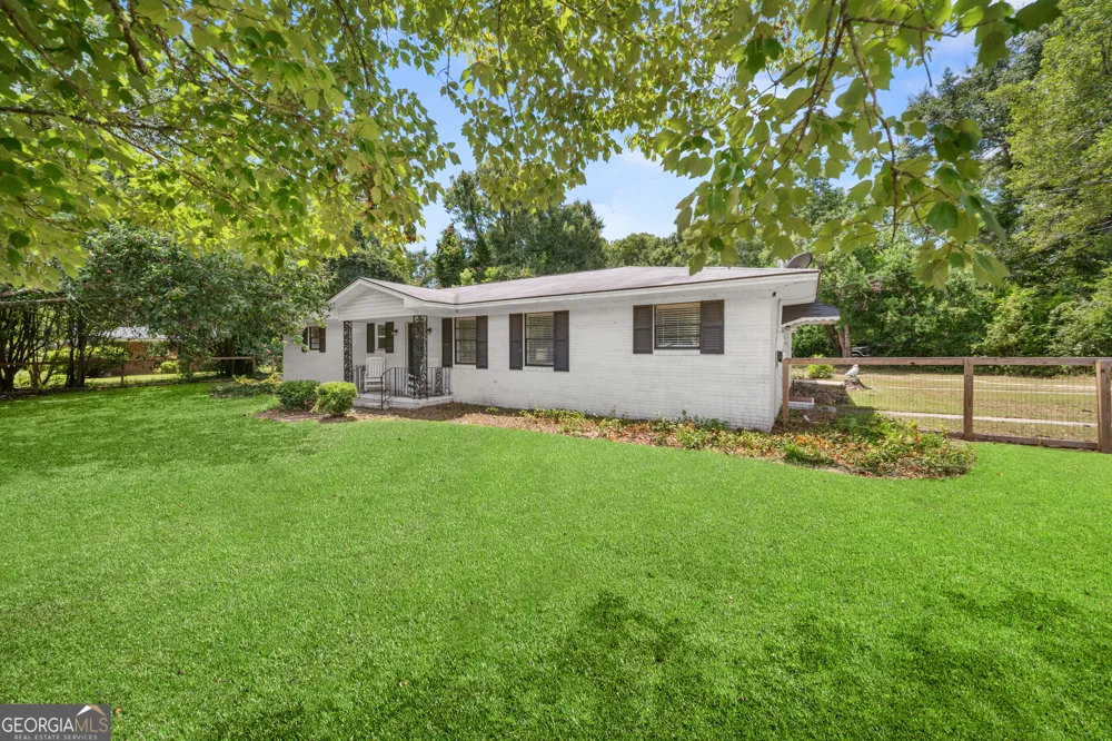 100 Pineview RD Statesboro, GA 30461