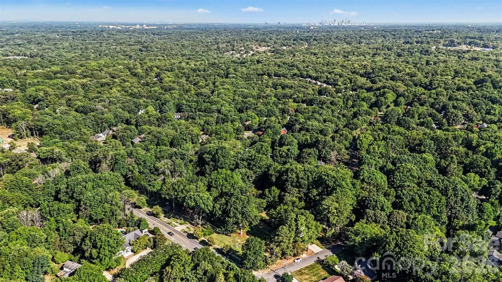 7419 Alexander Road Charlotte, NC 28270