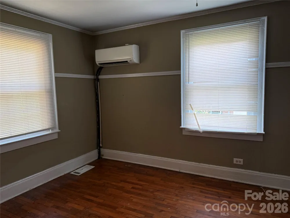610 E 4th Avenue Gastonia, NC 28054