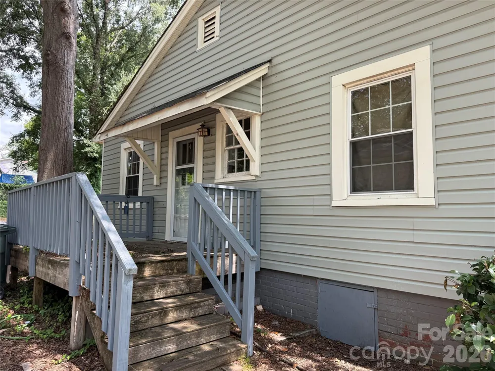 610 E 4th Avenue Gastonia, NC 28054
