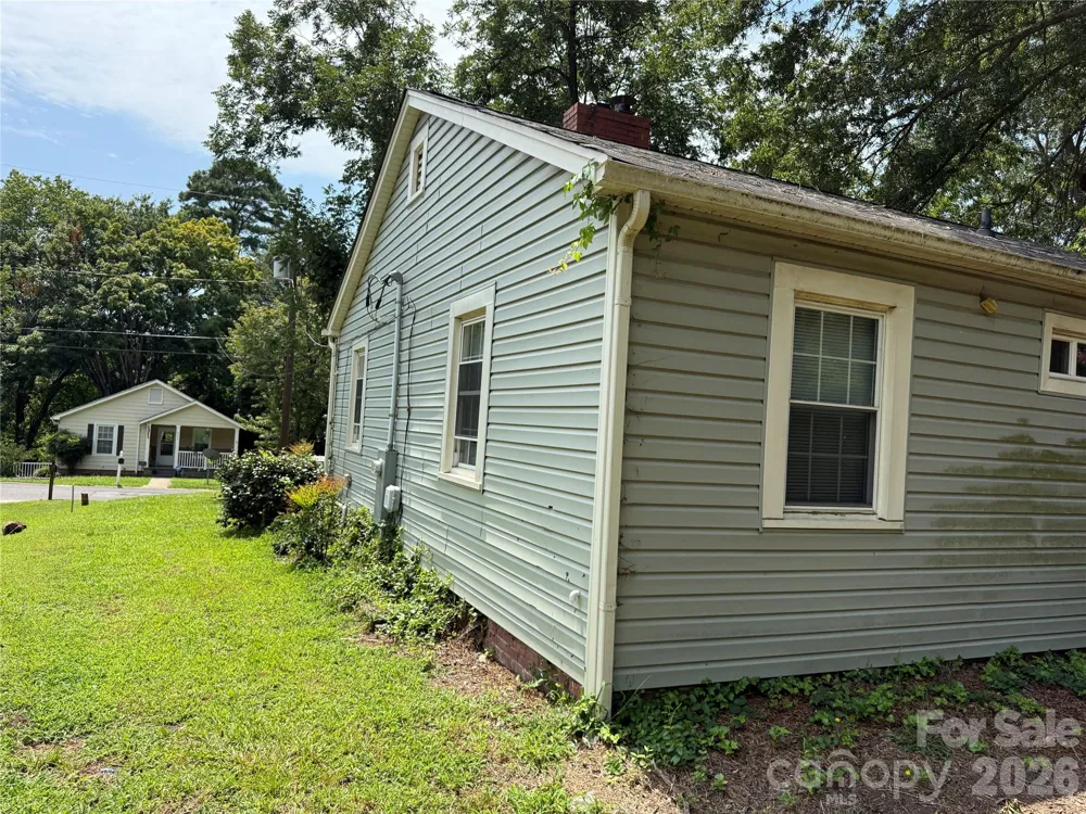 610 E 4th Avenue Gastonia, NC 28054