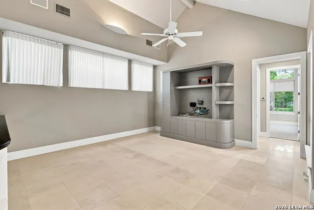 11 Westelm Garden San Antonio, TX 78230