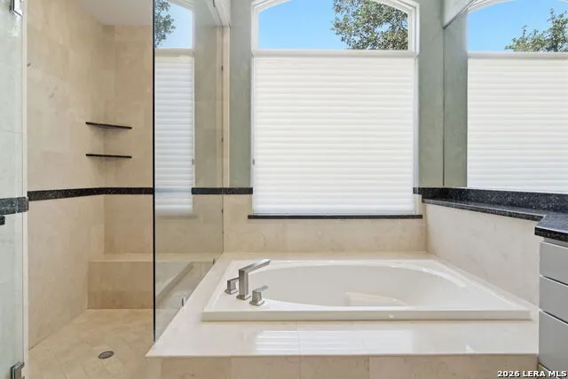 11 Westelm Garden San Antonio, TX 78230