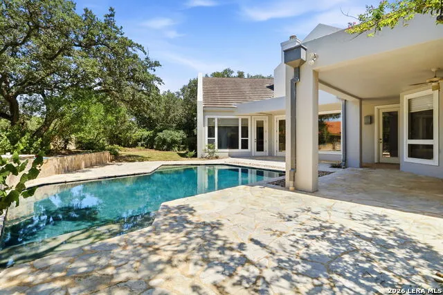 11 Westelm Garden San Antonio, TX 78230