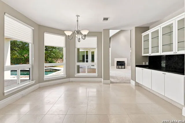 11 Westelm Garden San Antonio, TX 78230