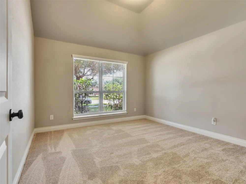 4131 Creekmont Drive Fresno, TX 77545