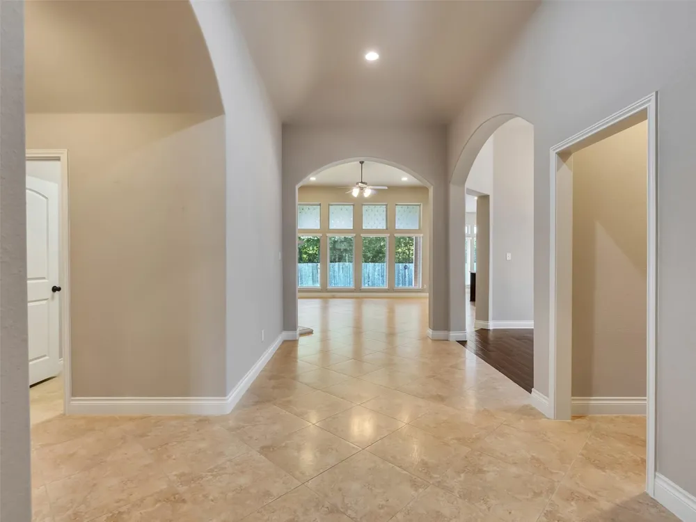 4131 Creekmont Drive Fresno, TX 77545
