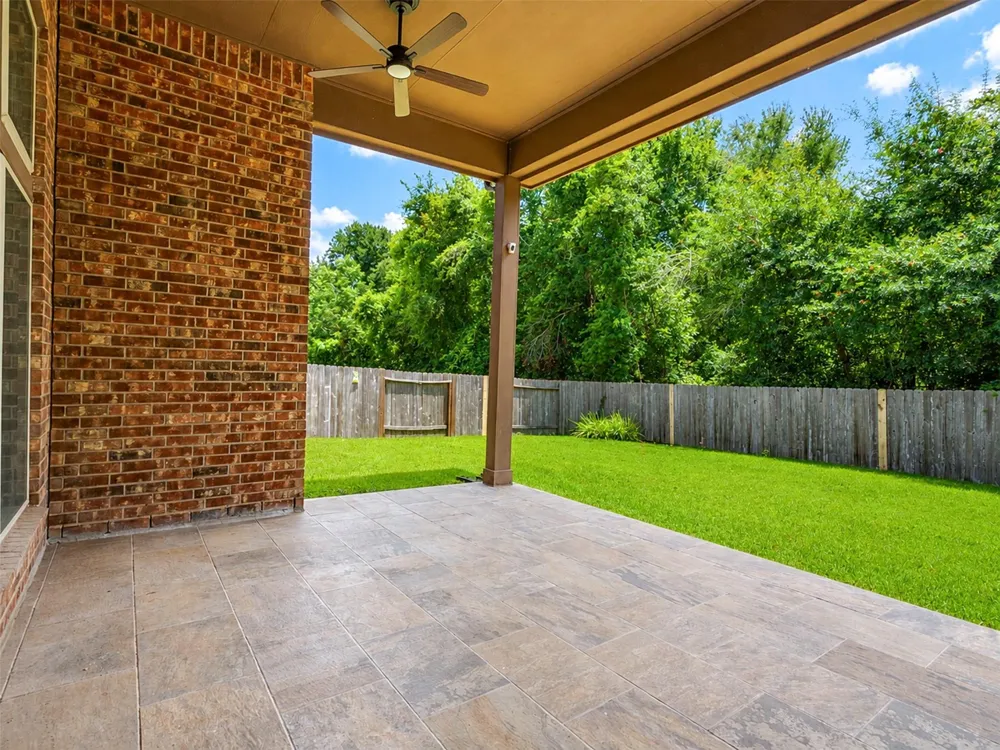 4131 Creekmont Drive Fresno, TX 77545