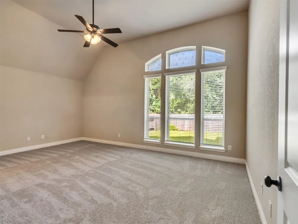 4131 Creekmont Drive Fresno, TX 77545