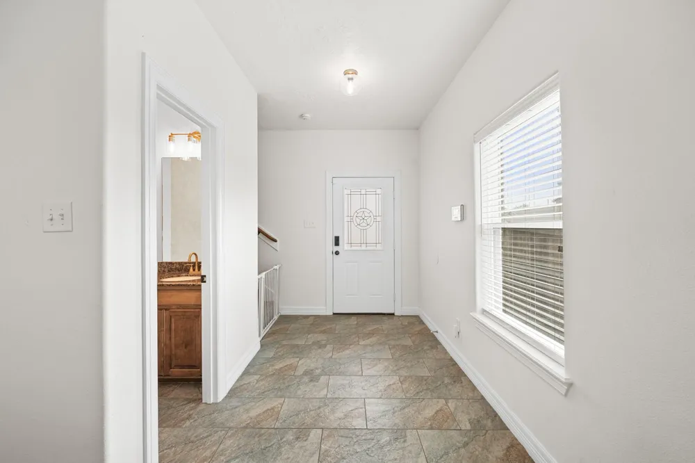 6101 Fox Ridge Drive Angleton, TX 77515