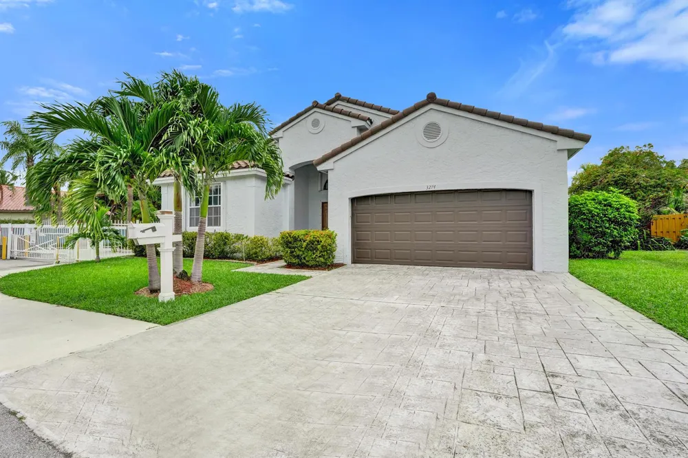 3274 NW 22ND AVENUE Oakland Park, FL 33309