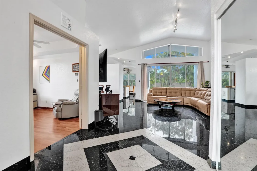 3274 NW 22ND AVENUE Oakland Park, FL 33309