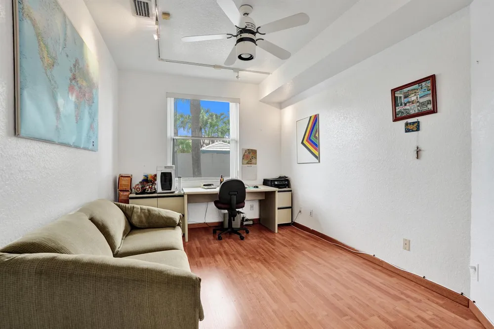 3274 NW 22ND AVENUE Oakland Park, FL 33309