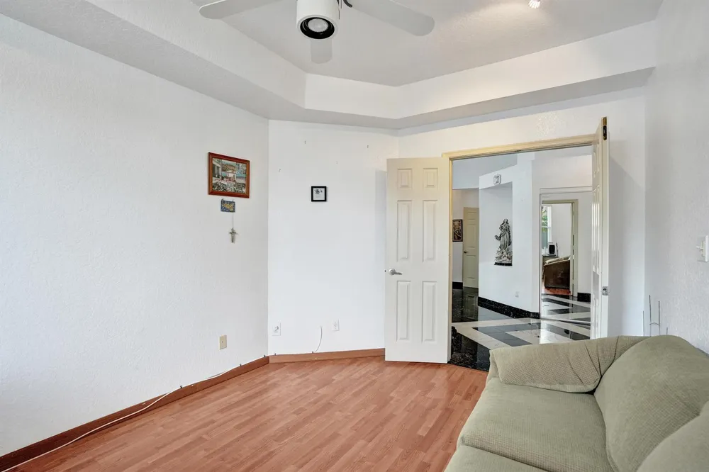 3274 NW 22ND AVENUE Oakland Park, FL 33309