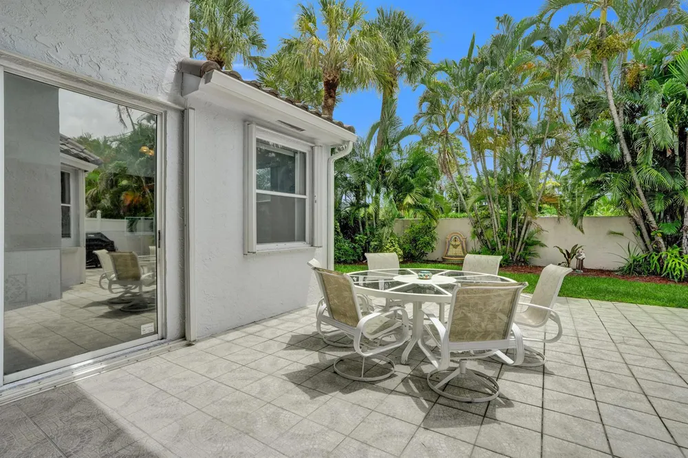 3274 NW 22ND AVENUE Oakland Park, FL 33309
