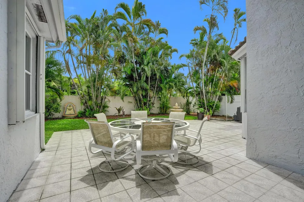 3274 NW 22ND AVENUE Oakland Park, FL 33309