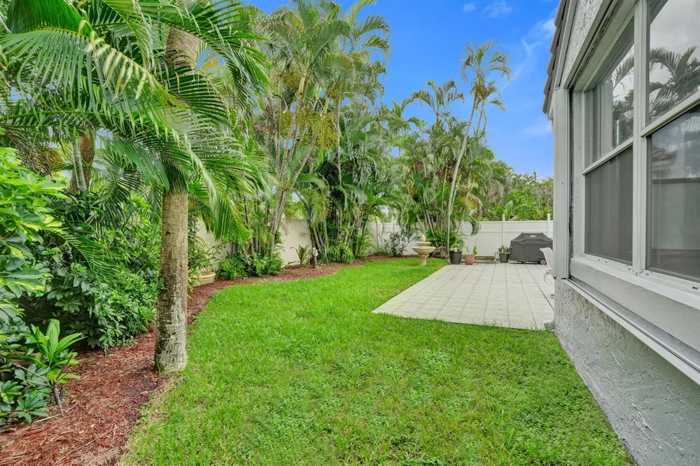 3274 NW 22ND AVENUE Oakland Park, FL 33309