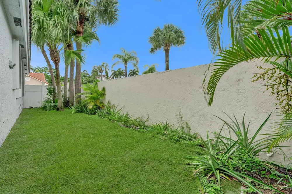 3274 NW 22ND AVENUE Oakland Park, FL 33309