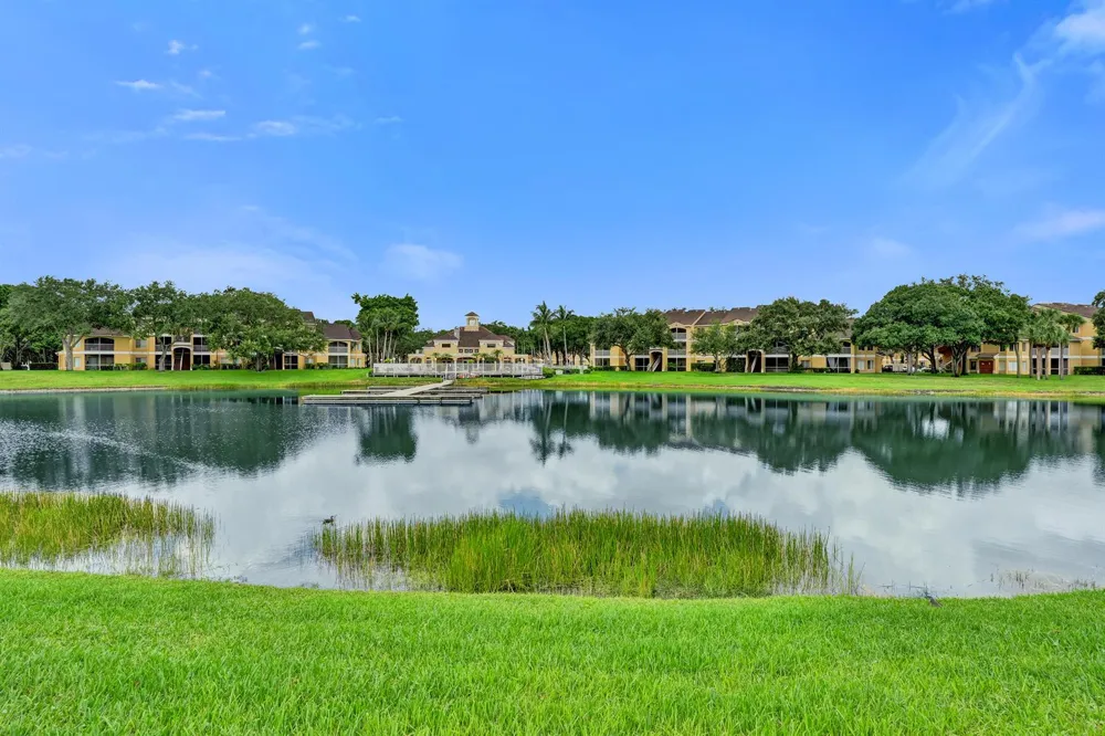 3274 NW 22ND AVENUE Oakland Park, FL 33309